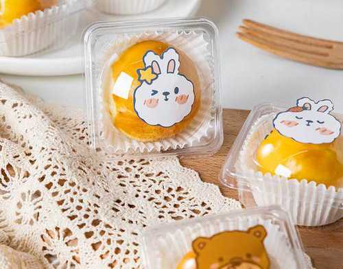 全自動蛋黃酥盒裝月餅托盤泡殼封口機:傳承經典,創新包裝