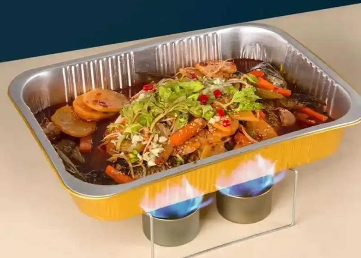 【烤魚包裝專家】全自動食品包裝設(shè)備——鎖鮮保鮮,高效量產(chǎn),助力預(yù)制菜品質(zhì)升級
